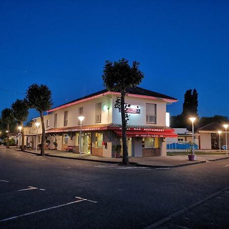 Hotel Bar Des Arenes Pontonx-sur-lʼAdour Exterior foto
